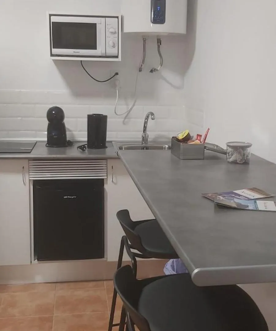 Loft 3 Nuevo,Tercera Planta Sin Ascensor,Pequeno Y Coqueto,Wifi Y Aire Acondicionado Lejlighed La Línea de la Concepción 0*,  Spanien